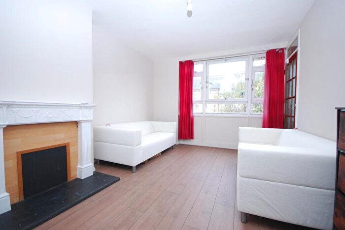3 Bedroom Property To Rent In Watford Close, London, SW11