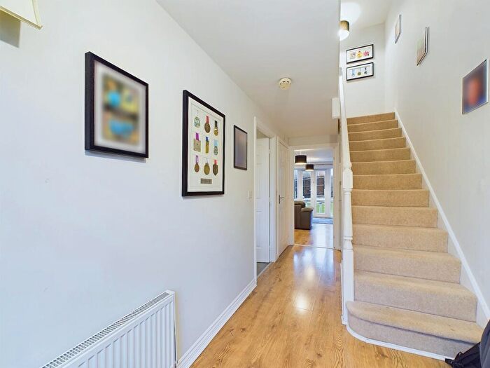 3 Bedroom Terraced House For Sale In Johnson Drive, Leighton Buzzard, Bedfordshire, LU7