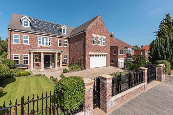 6 Bedroom Detached House For Sale In Kenton House, Kenton Avenue, Gosforth, Newcastle Upon Tyne, NE3