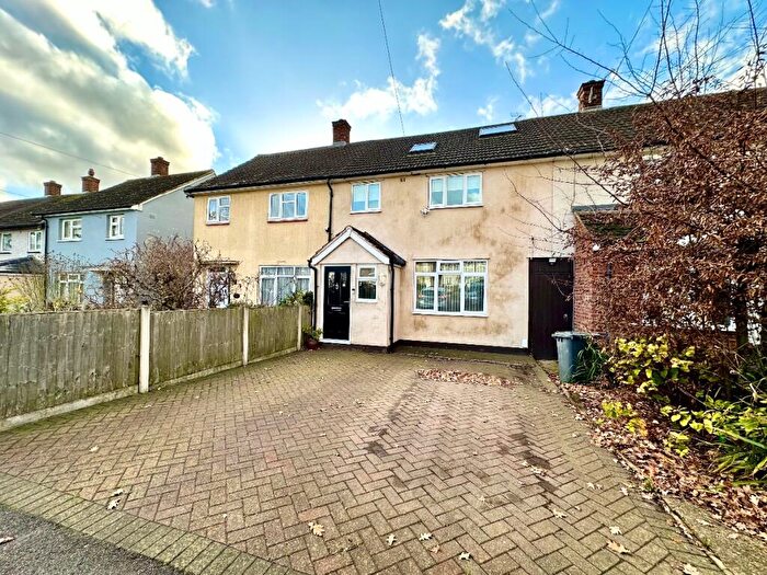 3 Bedroom Terraced House For Sale In Colne Drive, Harold Hill, RM3