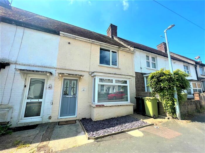 3 Bedroom Terraced House To Rent In Camperdown Street, Bexhill-On-Sea, TN39