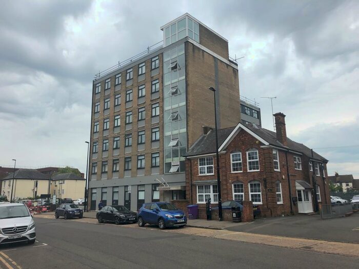 1 Bedroom Apartment To Rent In Buckingham Street, Aylesbury, HP20