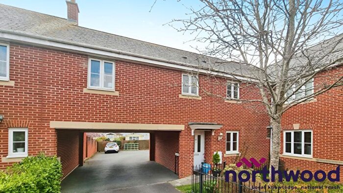 2 Bedroom Flat To Rent In Heraldry Way, Kings Heath, Exeter, EX2