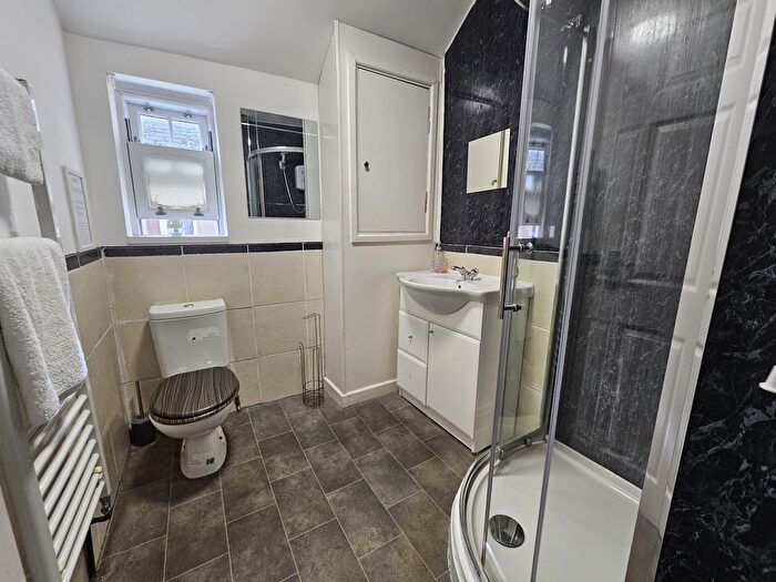 2 Bedroom Flat To Rent In Salisbury Road, CF24
