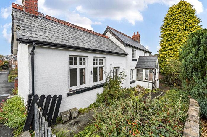 3 Bedroom Detached House For Sale In Dyffryn Road, Llandrindod Wells, Powys, LD1