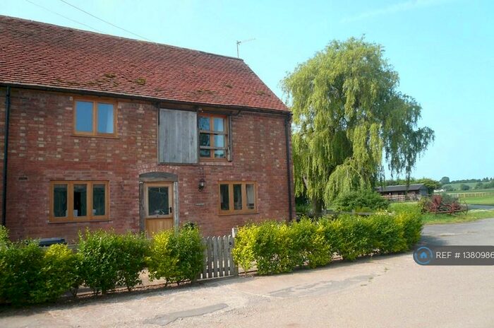 3 Bedroom Semi-Detached House To Rent In Hunningham, Leamington Spa, CV33