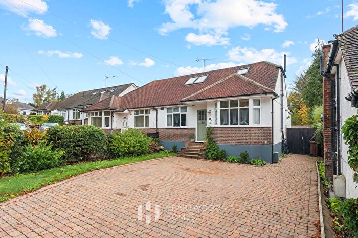 3 Bedroom Semi-Detached Bungalow For Sale In Green Lane, St. Albans, AL3