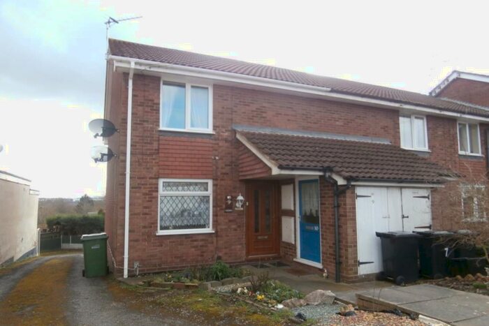 1 Bedroom Flat To Rent In Grosvenor Road, Dudley, West Midlands, DY3