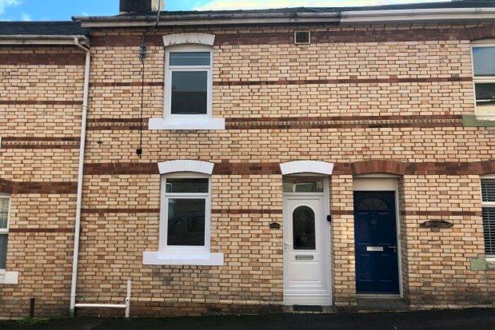 1 Bedroom Flat To Rent In Buller Road, Newton Abbot, TQ12