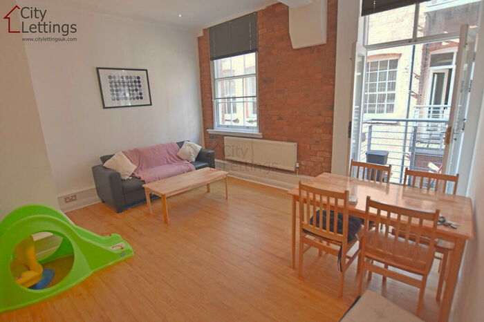 2 Bedroom Apartment To Rent In The Establishment, Broadway, NG1