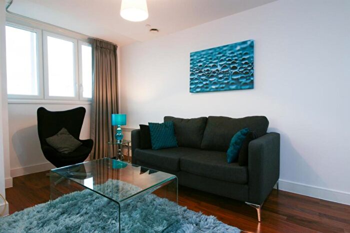 2 Bedroom Apartment To Rent In Metropolitan House, One Hagley Road, B16
