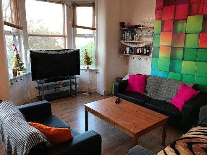 4 Bedroom House To Rent In B Brudenell Rd, Leeds, LS6