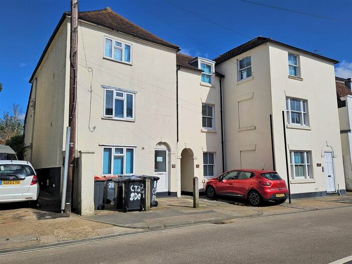 1 Bedroom Semi-Detached House To Rent In Whitstable Road, Canterbury, CT2