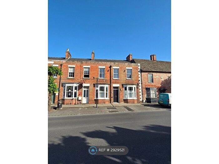 1 Bedroom Flat To Rent In Royal Wootton Bassett, Swindon, SN4