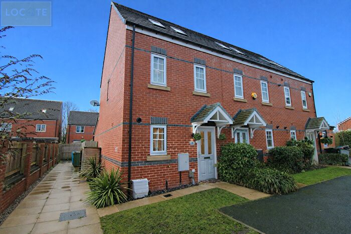 3 Bedroom Town House For Sale In Edenhall Drive, Flixton, M41