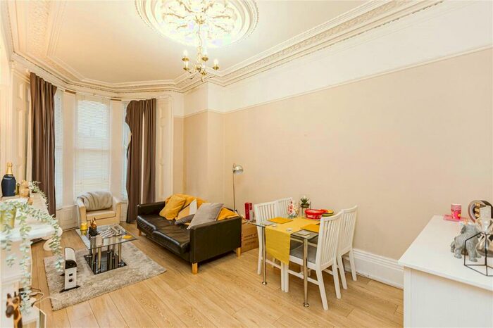 1 Bedroom Apartment To Rent In Clifton Park Road, Clifton, Bristol, BS8