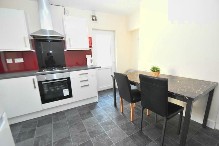 5 Bedroom House To Rent In Monthermer Road, Cathays, Cardiff, CF24