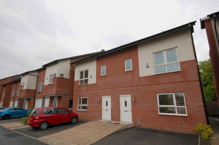 3 Bedroom Semi-Detached House To Rent In Georgia Avenue, West Didsbury, M20