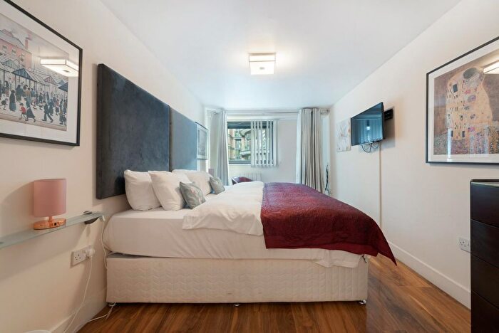 1 Bedroom Flat For Sale In Millharbour, Canary Wharf, E14