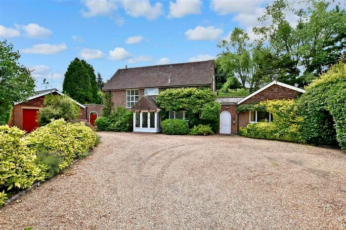 5 Bedroom Detached House For Sale In Station Road, Smeeth, Ashford, Kent, TN25