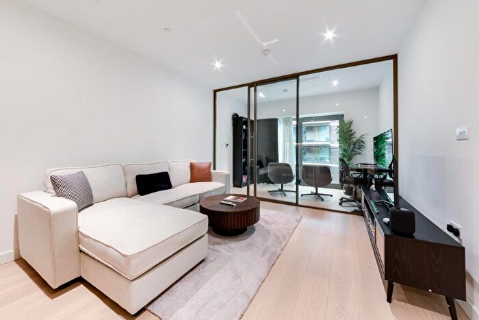 1 Bedroom Apartment For Sale In India House, Riverscape, E16