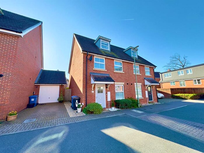 3 Bedroom Semi-Detached House For Sale In Poulter Place, Church Crookham, Fleet, GU52