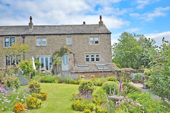 4 Bedroom Barn Conversion For Sale In Lower Caleb's Barn, Cawder Lane, Skipton, BD23