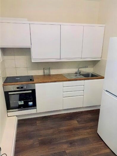 1 Bedroom Flat To Rent In Wellington Street, Luton, LU1