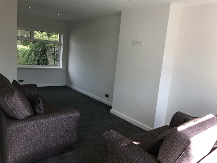 3 Bedroom House To Rent In Highwood Avenue, Moortown, Leeds, LS17