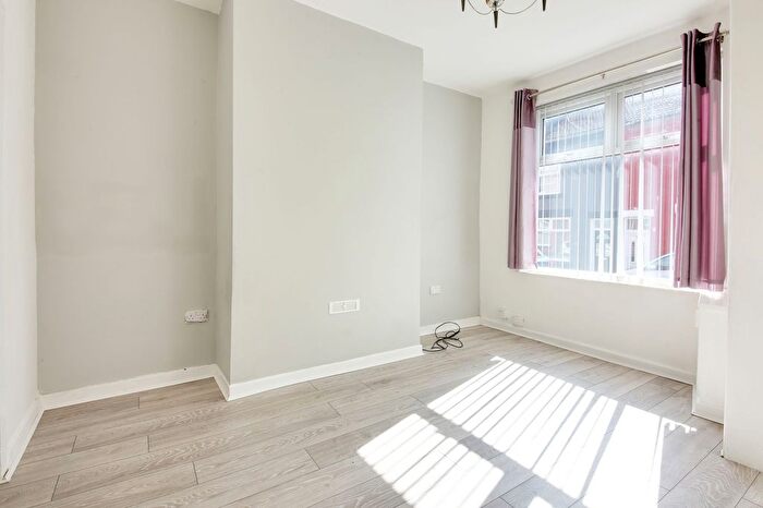 2 Bedroom End Of Terrace House To Rent In Belvoir Road, Widnes, WA8