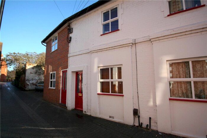 3 Bedroom Terraced House To Rent In Stoke Fields, Guildford, Surrey, GU1