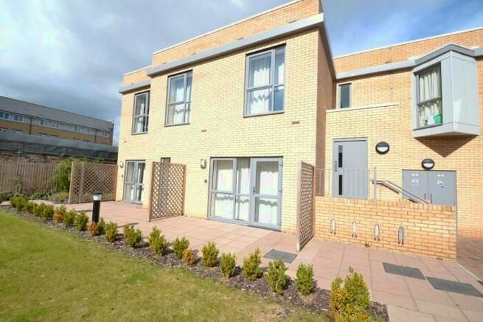 1 Bedroom Studio To Rent In Abbey Court, Abbey Street, Cambridge, CB1