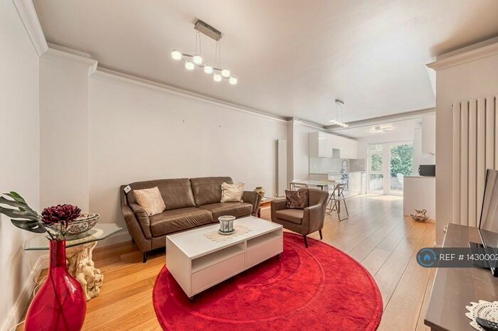 2 Bedroom Flat To Rent In North End Rd, London, NW11