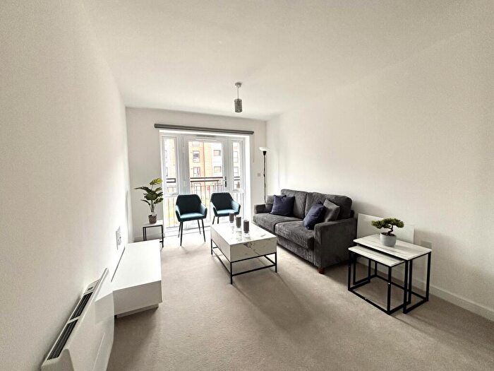 2 Bedroom Apartment To Rent In Greensfield Close, Gateshead, NE8