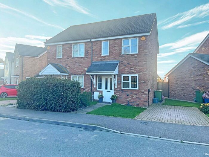 2 Bedroom Semi-Detached House For Sale In Benham Close, CM9