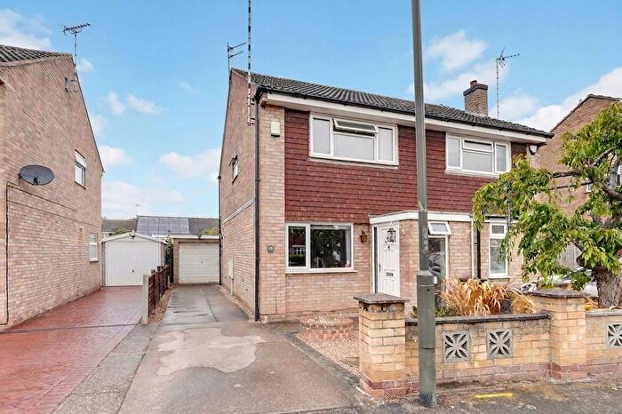 2 Bedroom Semi Detached House For Sale In Wharfedale Road, Long Eaton, NG10