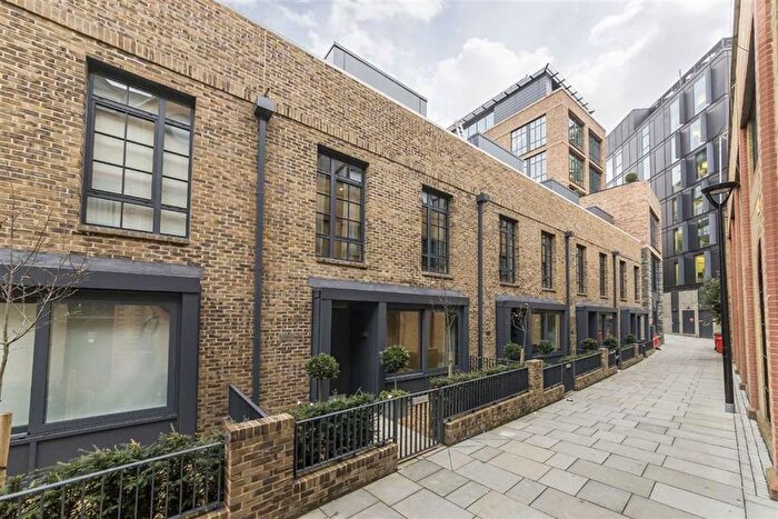 3 Bedroom Terraced House To Rent In Valentine Row, London Bridge, SE1