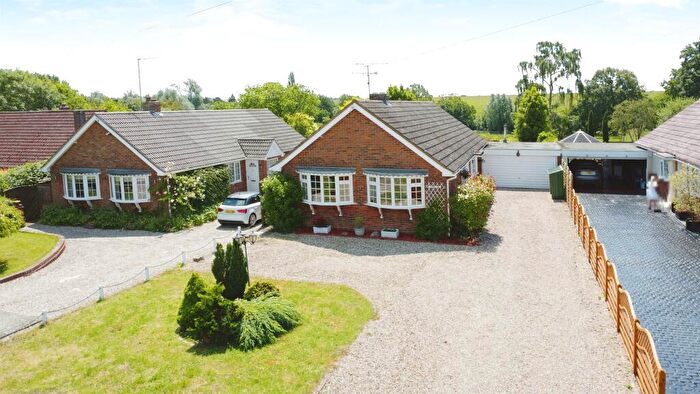 3 Bedroom Detached Bungalow For Sale In Church Road, West Hanningfield, Chelmsford, CM2