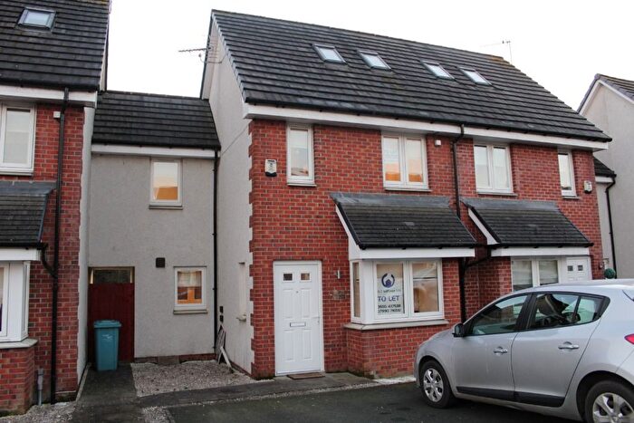 3 Bedroom Town House To Rent In Millgate Crescent, Caldercruix, North Lanarkshire, ML6