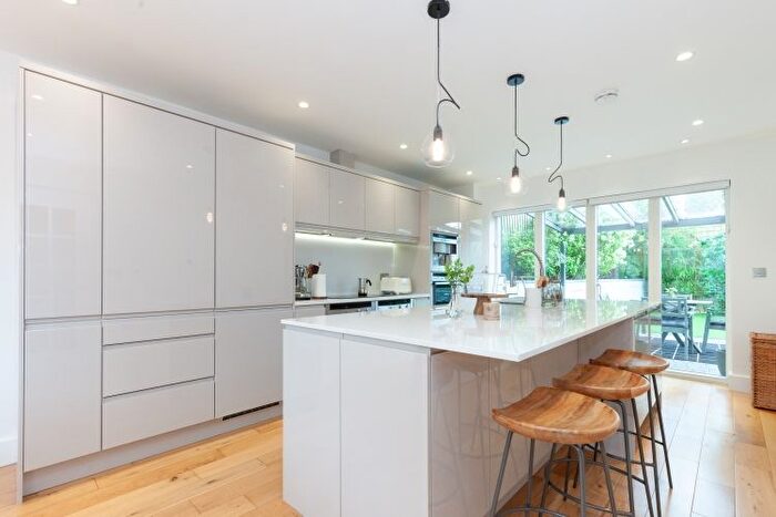 4 Bedroom Detached House To Rent In Hernes Crescent, Oxford, OX2