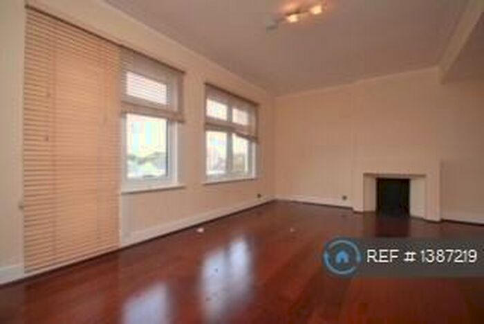 2 Bedroom Flat To Rent In Creighton Avenue, London, N10