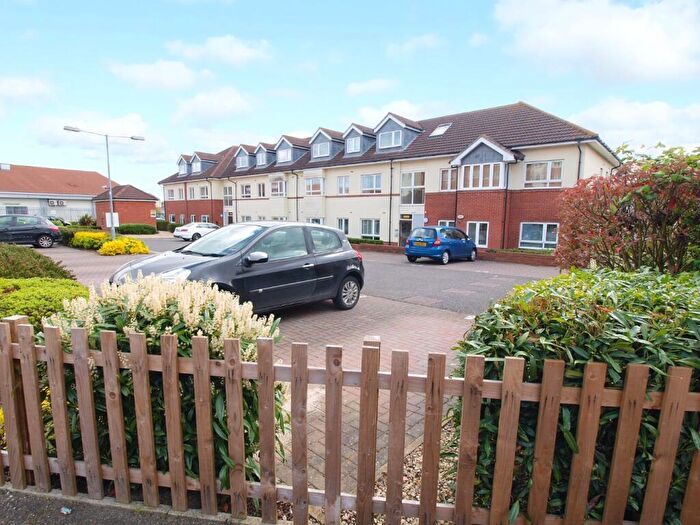 2 Bedroom Flat For Sale In Wilkinson Drop, Oak Road South, Hadleigh, Essex, SS7