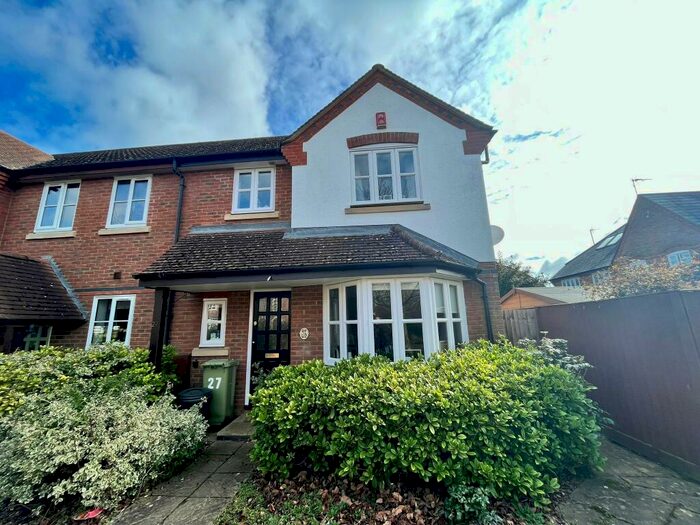 3 Bedroom Semi-Detached House To Rent In Horn Lane, Stony Stratford, Milton Keynes, MK11