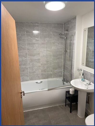 2 Bedroom Flat To Rent In Adelphi Wharf, Adelphi Street, Salford, M3