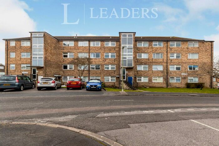 2 Bedroom Flat To Rent In Gale Moor Avenue, Gosport PO12