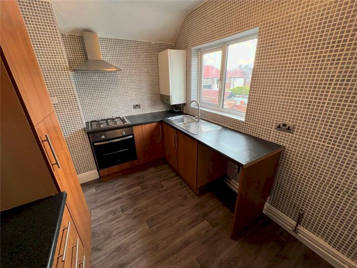 2 Bedroom Flat To Rent In Booker Avenue, Mossley Hill, Liverpool, L18