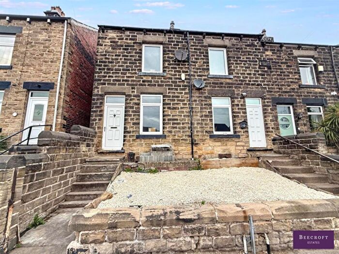 3 Bedroom End Of Terrace House For Sale In Burton Road, Barnsley, S71
