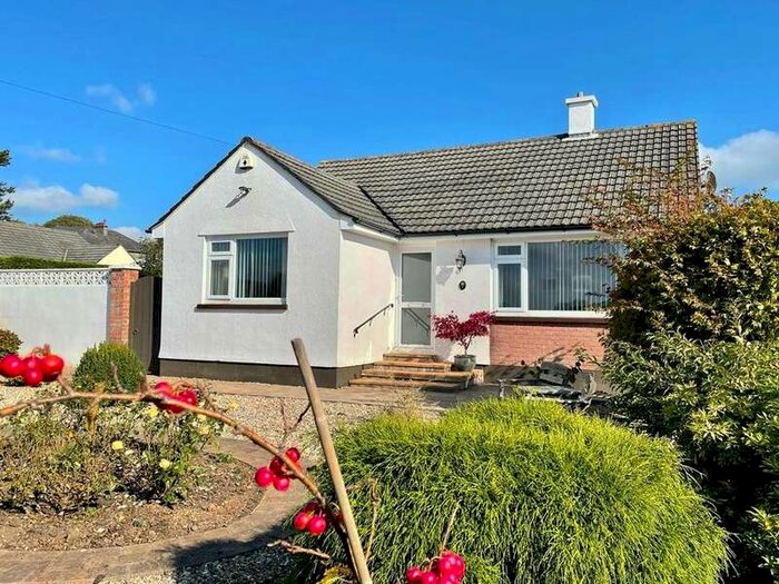 3 Bedroom Detached Bungalow For Sale In Bere Alston, Yelverton, PL20
