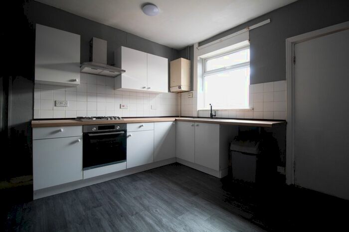 2 Bedroom Semi-Detached House To Rent In Mersey Street, Nottingham, NG6