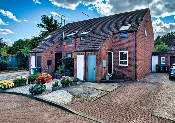 2 Bedroom Terraced House For Sale In Gadsden Court, Stoke Hammond, MK17